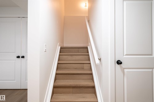 404 Hemingway Road Nw, Edmonton, AB 
