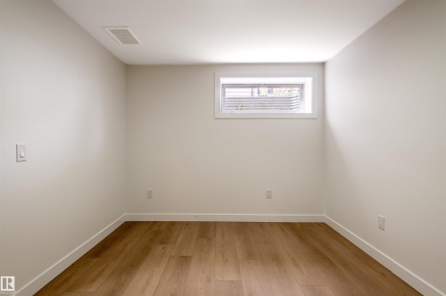 404 Hemingway Road Nw, Edmonton, AB 