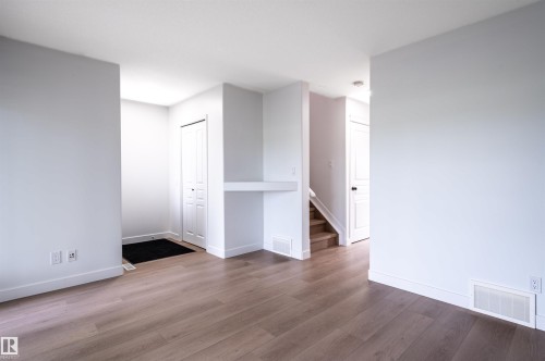 404 Hemingway Road Nw, Edmonton, AB 