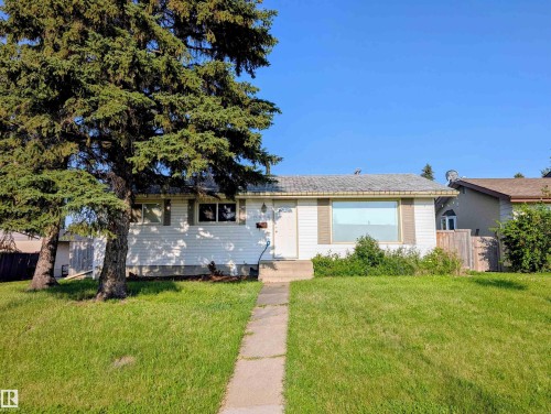 9325 168 Street Nw, Edmonton, AB - Outdoor