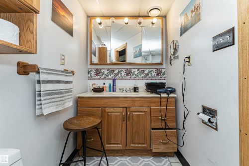 10807 136 Street Nw, Edmonton, AB 