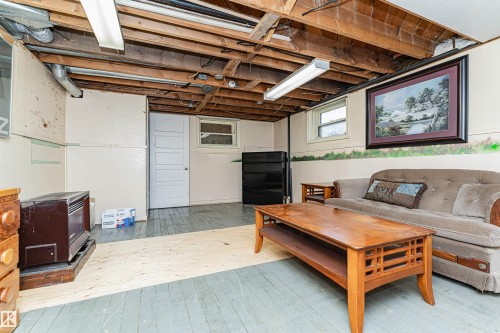 10807 136 Street Nw, Edmonton, AB 
