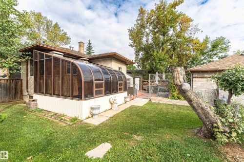 10807 136 Street Nw, Edmonton, AB 