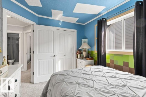 271 Westwood Point(E), Fort Saskatchewan, AB - Indoor Photo Showing Bedroom