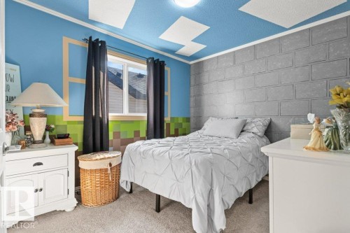 271 Westwood Point(E), Fort Saskatchewan, AB - Indoor Photo Showing Bedroom