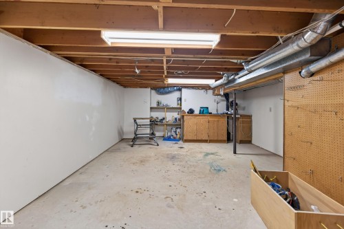 5712 123 Avenue Nw, Edmonton, AB 