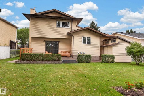 5712 123 Avenue Nw, Edmonton, AB 
