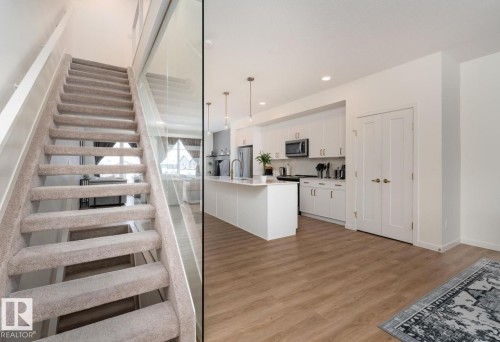 427 39 Street Sw, Edmonton, AB - Indoor Photo Showing Kitchen