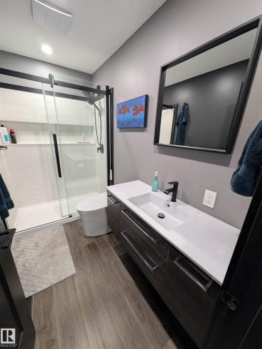 6115 95 Avenue Nw, Edmonton, AB 