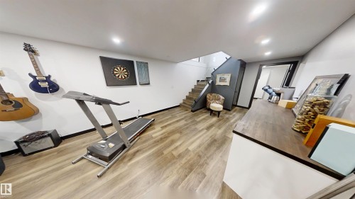 6115 95 Avenue Nw, Edmonton, AB 