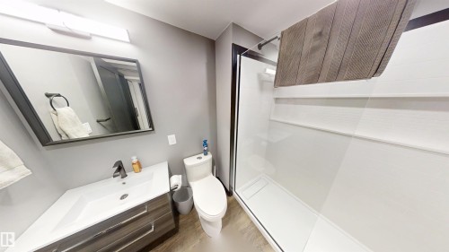 6115 95 Avenue Nw, Edmonton, AB 