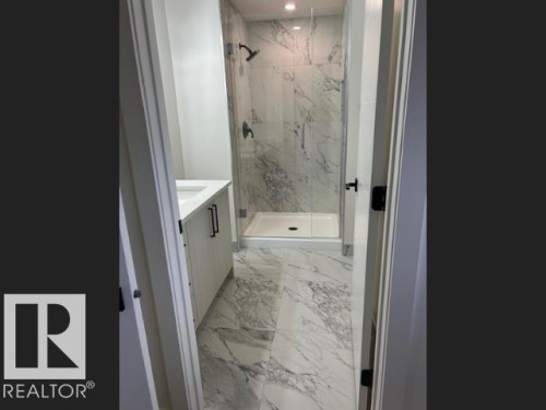 10418 154 Street Nw, Edmonton, AB 
