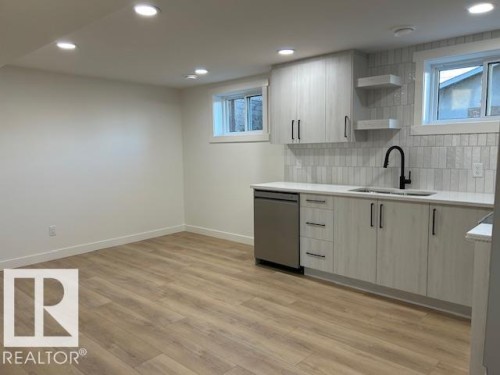10418 154 Street Nw, Edmonton, AB 