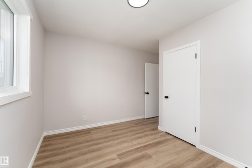 12224 55 Street Nw, Edmonton, AB 