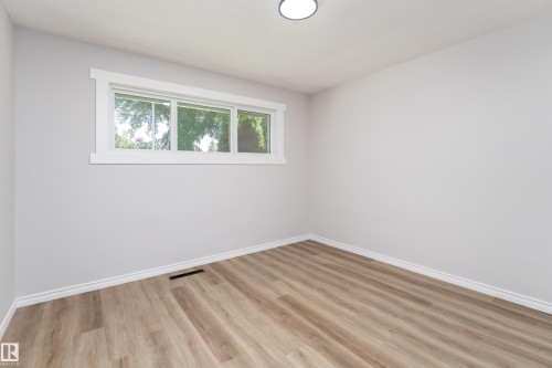 12224 55 Street Nw, Edmonton, AB 