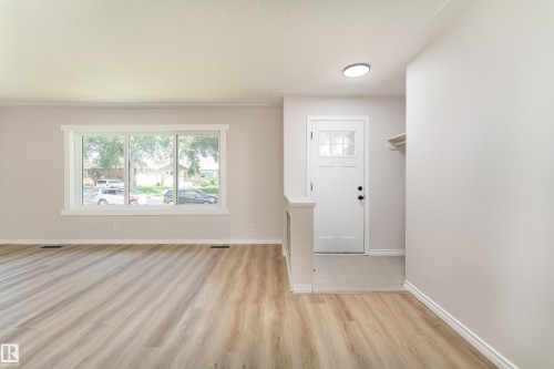12224 55 Street Nw, Edmonton, AB 