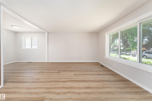 12224 55 Street Nw, Edmonton, AB 