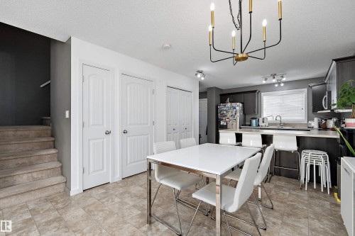 306 Simmonds Way, Leduc, AB - Indoor Photo Showing Dining Room