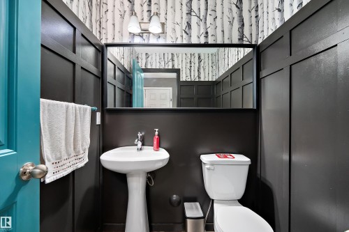306 Simmonds Way, Leduc, AB - Indoor Photo Showing Bathroom