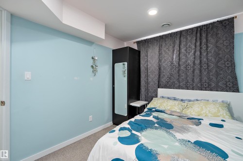306 Simmonds Way, Leduc, AB - Indoor Photo Showing Bedroom