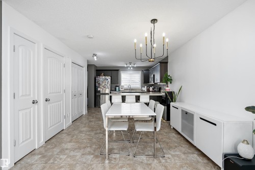 306 Simmonds Way, Leduc, AB - Indoor Photo Showing Dining Room