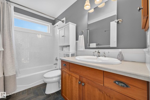 9604 95 Avenue Nw, Edmonton, AB 