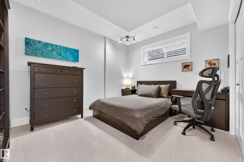 9604 95 Avenue Nw, Edmonton, AB 