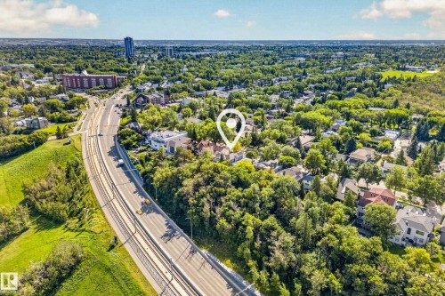 9604 95 Avenue Nw, Edmonton, AB 