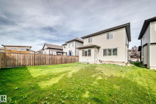 Expansive green space with wood fencing - 12035 168 Avenue Nw, Edmonton, AB 