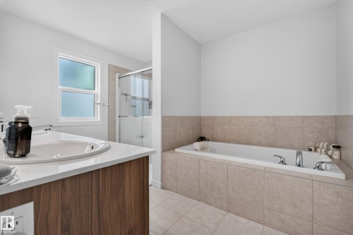 1940 Westerra Lane, Stony Plain, AB 