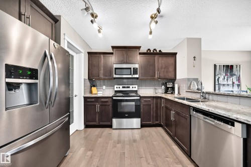17250 73 Street Nw, Edmonton, AB 