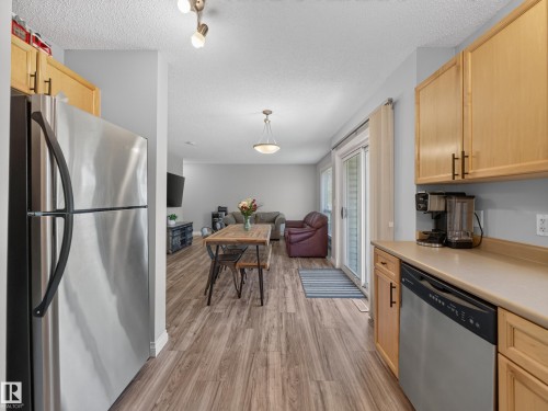 #44 12050 17 Av Sw, Edmonton, AB - Indoor Photo Showing Kitchen