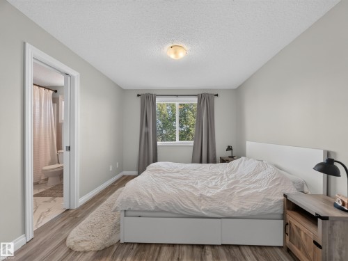 #44 12050 17 Av Sw, Edmonton, AB - Indoor Photo Showing Bedroom