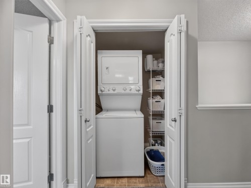 #44 12050 17 Av Sw, Edmonton, AB - Indoor Photo Showing Laundry Room