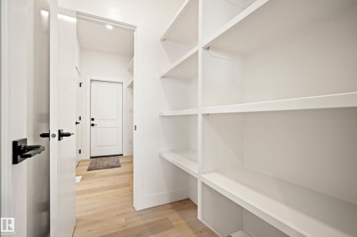 370 Liden Loop, Leduc, AB 