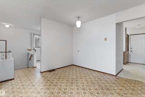 1139 68 Street Nw, Edmonton, AB 