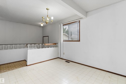 1139 68 Street Nw, Edmonton, AB 