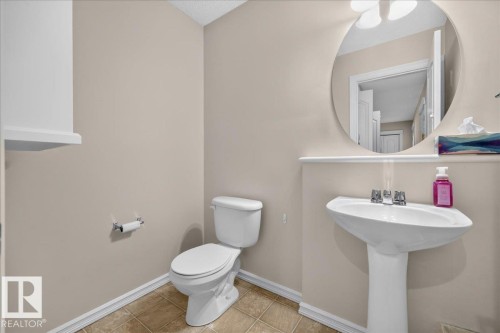 8503 11 Avenue Sw, Edmonton, AB 