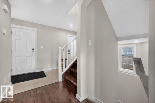 8503 11 Avenue Sw, Edmonton, AB 