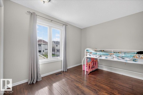 8503 11 Avenue Sw, Edmonton, AB 