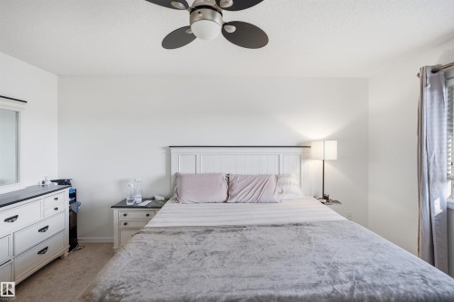 White walls with textured ceilings - 1523 36 Avenue Nw, Edmonton, AB 