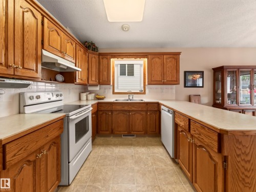 46 Hawthorne Crescent, St. Albert, AB 