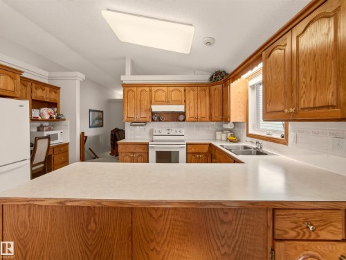 46 Hawthorne Crescent, St. Albert, AB 