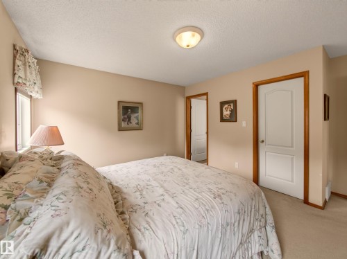 46 Hawthorne Crescent, St. Albert, AB 