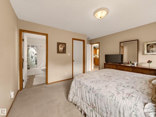 46 Hawthorne Crescent, St. Albert, AB 