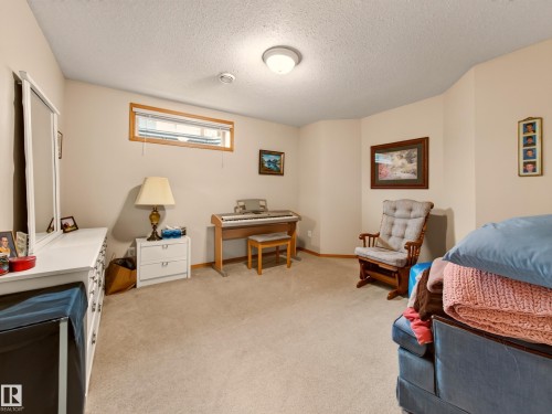 46 Hawthorne Crescent, St. Albert, AB 