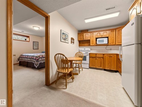 46 Hawthorne Crescent, St. Albert, AB 