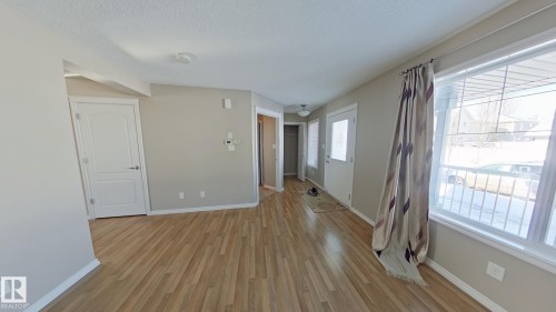 7665 Schmid Crescent Northwest, Edmonton, AB - Indoor Photo Showing Other Room