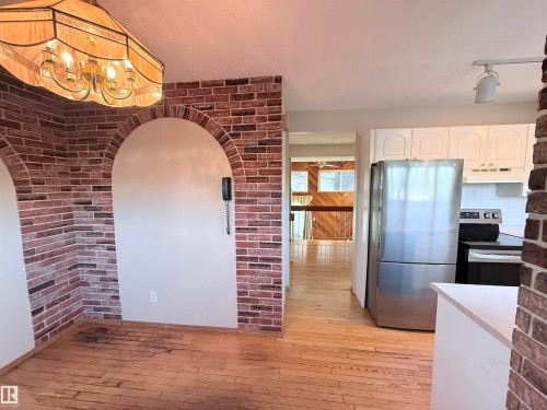 975 Millbourne Road Nw, Edmonton, AB 