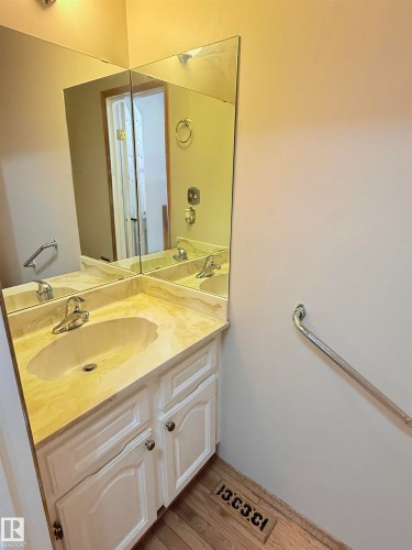 975 Millbourne Road Nw, Edmonton, AB 